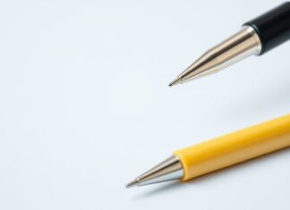 E-Ticaret Dünyasında Kalem ve Kırtasiye Ürünleri: İpuçları ve Öneriler Pens and Stationery Products in the E-Commerce World: Tips and Recommendations